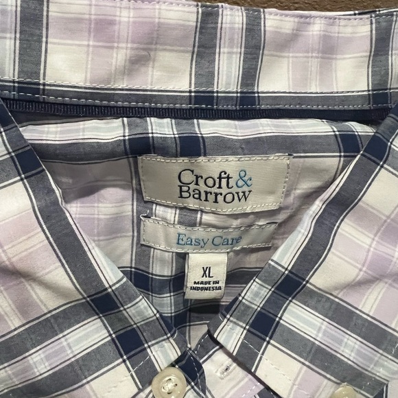 NWT Croft & Barrow Men’s short sleeve button front shirt. Purple Blue Plaid - Picture 4 of 5